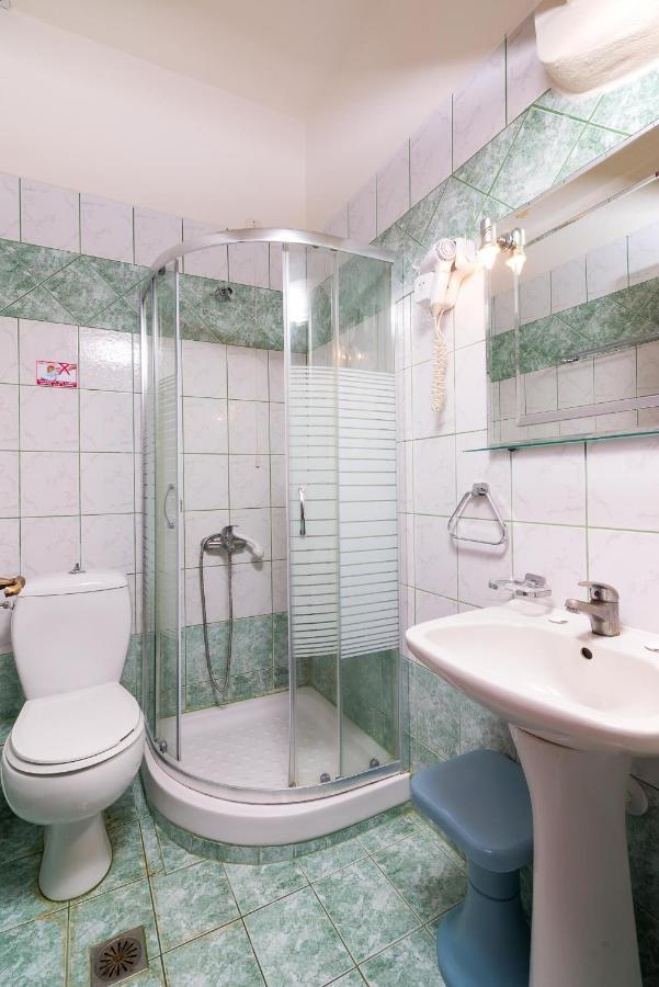 Hotel Ralitsa Ліменарія Екстер'єр фото
